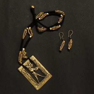 Black Dokra jewelry brass handcrafted Artisan Made India Chanchal Sustainable  festival fashionable set