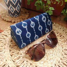 Load image into Gallery viewer, Indigo Chain Shade Case Chanchal Neela collection