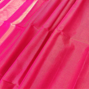 Gorgeous rani pink golden zari handmade maheshwari silk cotton saree I Chanchal bringing art to life