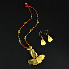Load image into Gallery viewer, Beautiful red golden Dokra handmade necklace set I Chanchal bringing art to life
