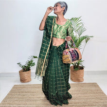 Load image into Gallery viewer, gorgeous bottle green golden checks handloom Maheshwari silk cotton saree I Festive zari sari I Chanchal bringing art to life 