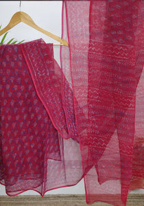 Classy pink hand block print soft cotton kota doria saree I Chanchal bringing art to life